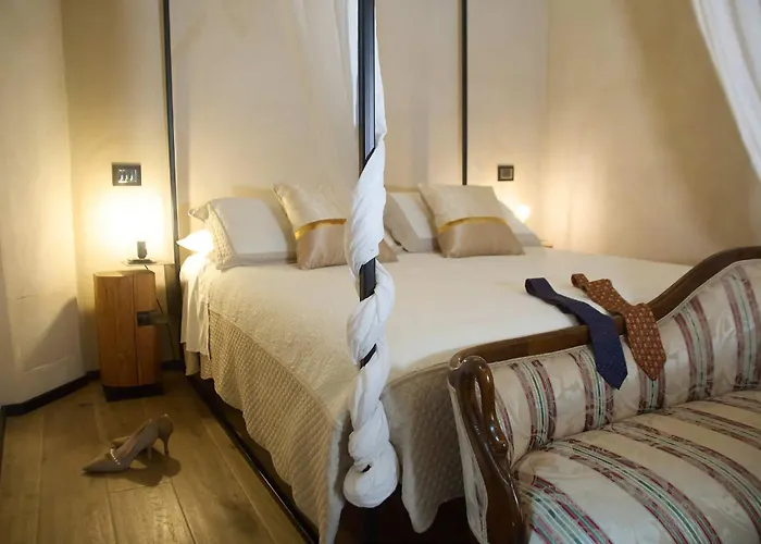 Apartment Porta Romana A 2km Il Nido Romantico A Siena