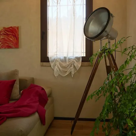 Porta Romana A 2km Il Nido Romantico A Lägenhet *